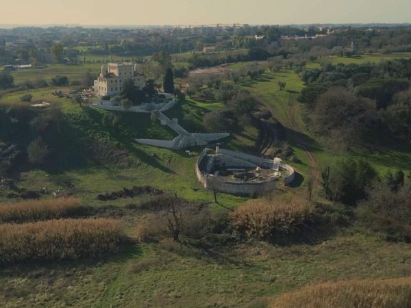NINFEO DI VILLA YORK 2024